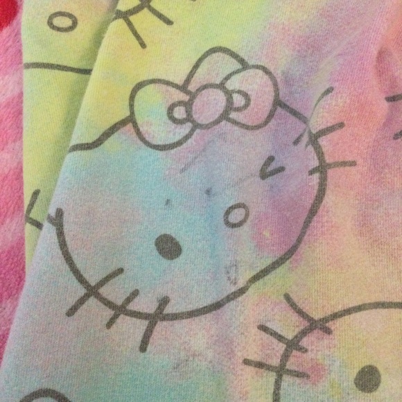 Girls hello kitty spandex shorts. - Picture 5 of 6